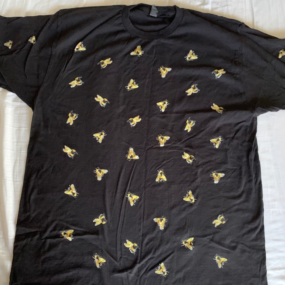 Bee shirt from Victoria Beckham by Target